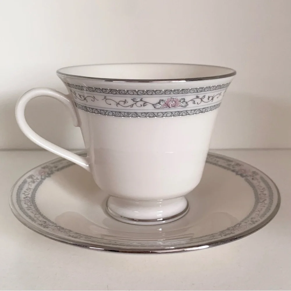 NWOT Lennox Charleston teacup and saucer